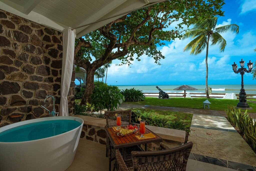 Sandals Halcyon Beach