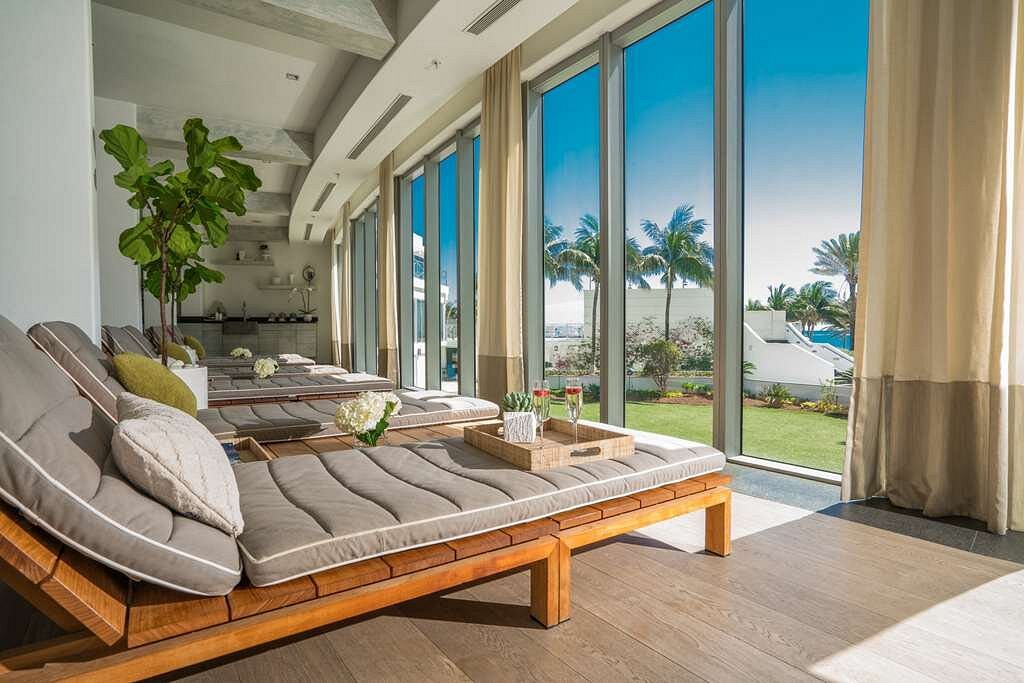 Eden Roc Miami Beach lounge chairs on enclosed patio